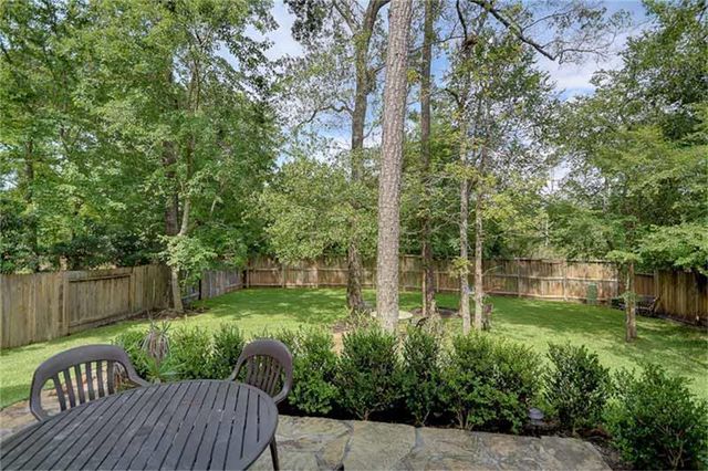 174 Spindle Tree Circle, The Woodlands, TX 77382