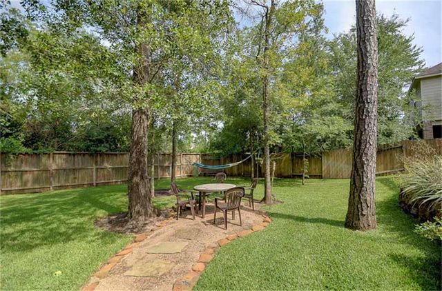 174 Spindle Tree Circle, The Woodlands, TX 77382