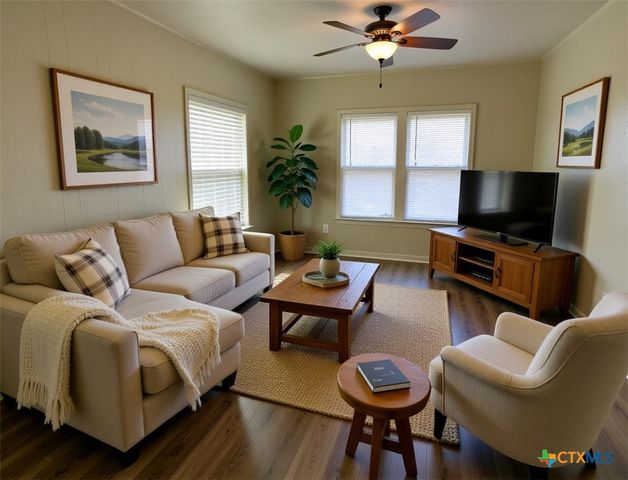 1521 N Hamilton Street, Gonzales, TX 78629