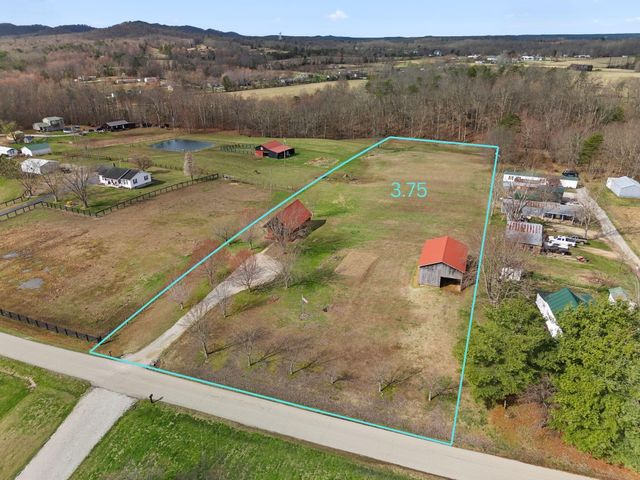 800 Pine Hill Road, Jeffersonville, KY 40337