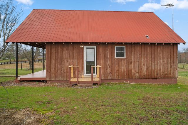 800 Pine Hill Road, Jeffersonville, KY 40337