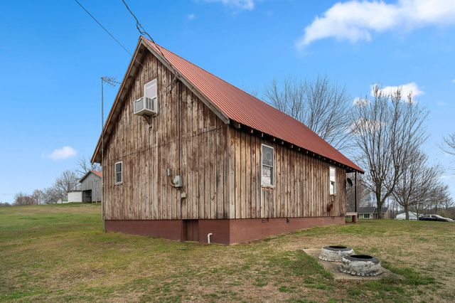 800 Pine Hill Road, Jeffersonville, KY 40337