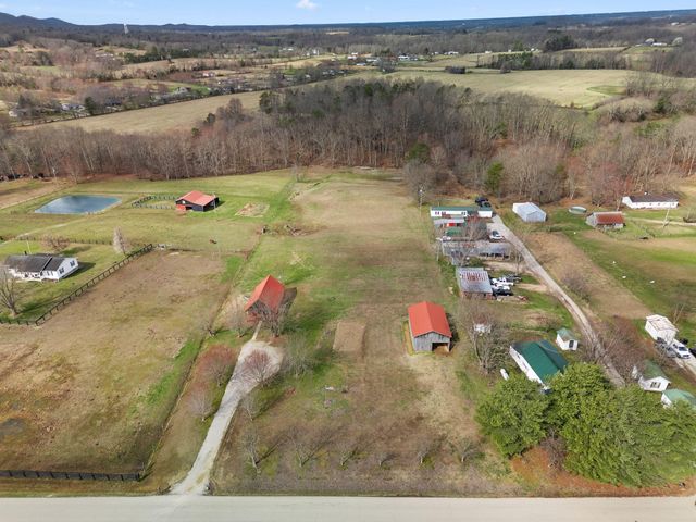 800 Pine Hill Road, Jeffersonville, KY 40337