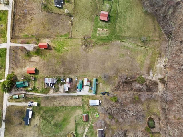 800 Pine Hill Road, Jeffersonville, KY 40337