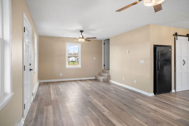 800 Pine Hill Road, Jeffersonville, KY 40337