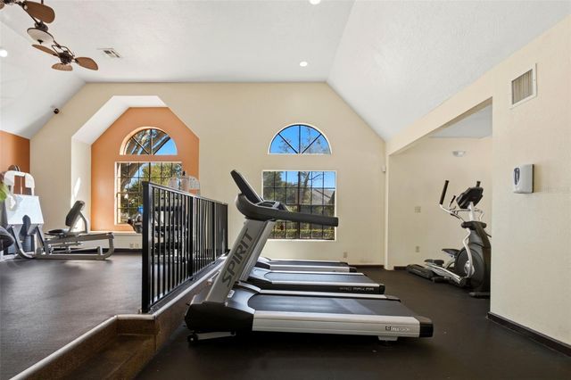 485 FORESTWAY CIRCLE 303, Altamonte Springs, FL 32701