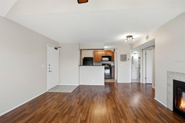 485 FORESTWAY CIRCLE 303, Altamonte Springs, FL 32701