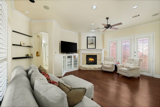 218 Versailles Lane, Keller, TX 76248