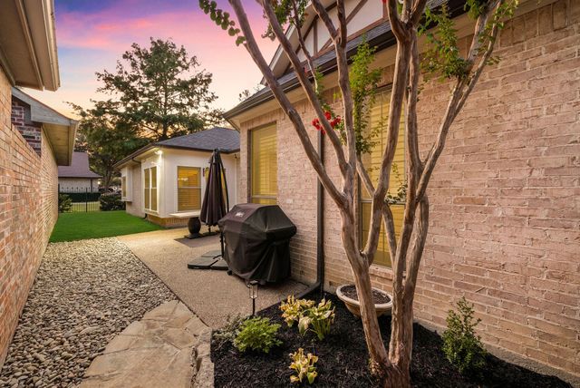 218 Versailles Lane, Keller, TX 76248