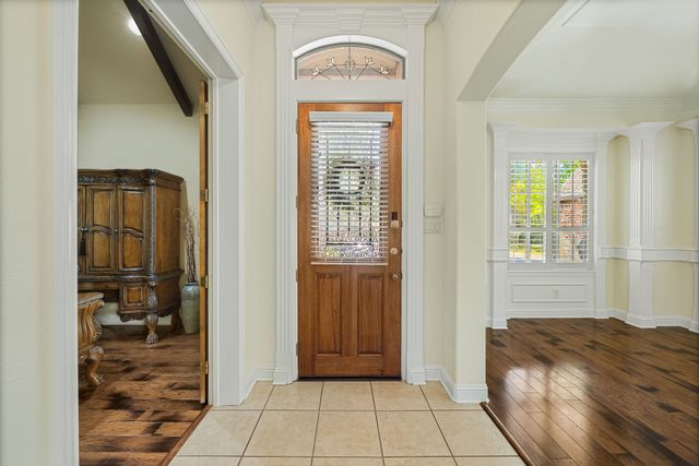 218 Versailles Lane, Keller, TX 76248