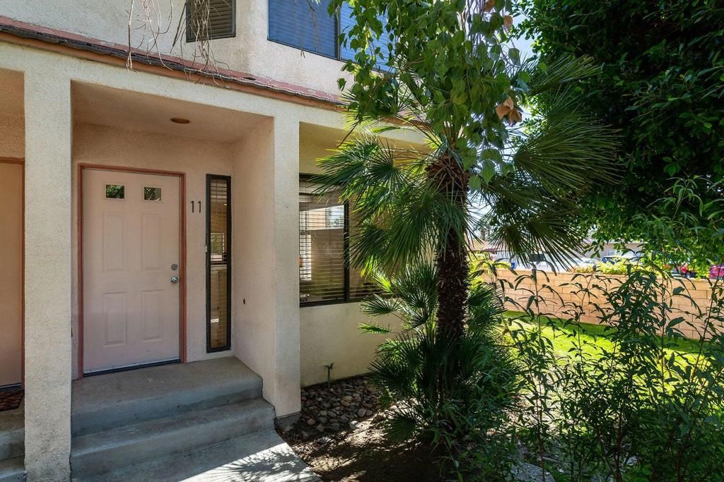 401 E Vista Chino 11, Palm Springs, CA 92262