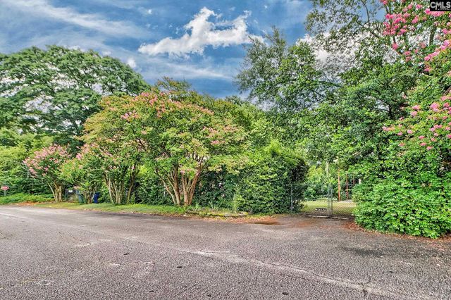 1300 Kinderway Avenue, Columbia, SC 29203