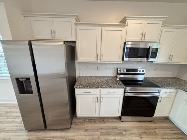 131 Dry Creek Commons Dr, Goodlettsville, TN 37072