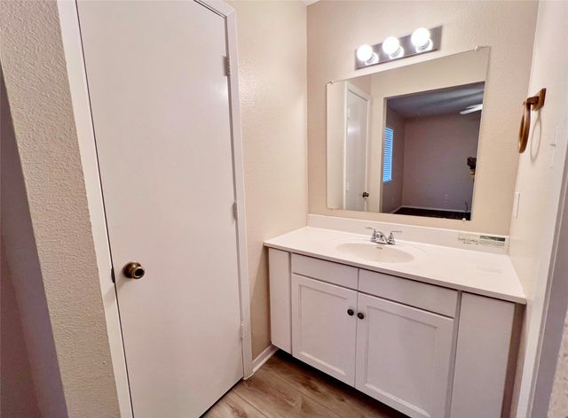 1311 Nolte Drive, Dallas, TX 75208