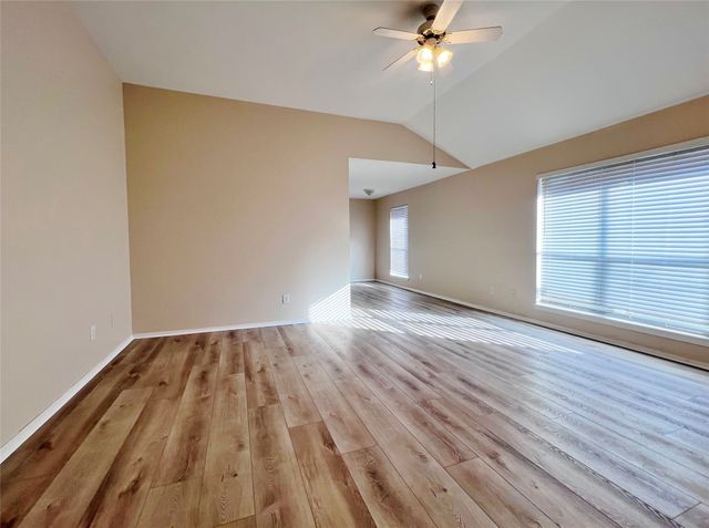 1311 Nolte Drive, Dallas, TX 75208