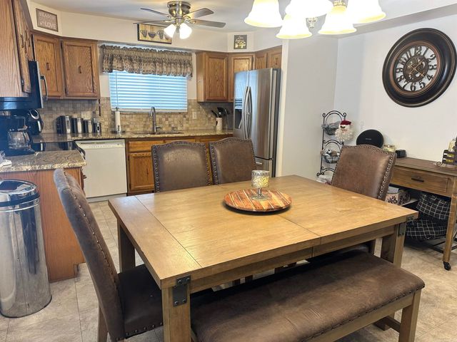 19559 Lloyd St Street, Clinton Township, MI 48038