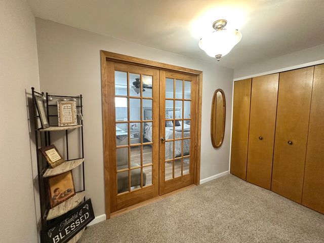 19559 Lloyd St Street, Clinton Township, MI 48038