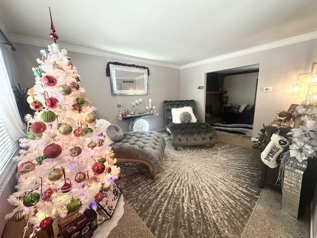 19559 Lloyd St Street, Clinton Township, MI 48038