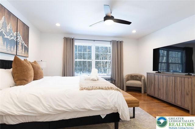 Sun Valley Drive, Tunkhannock Twp, PA 18610