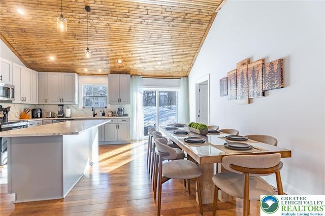 Sun Valley Drive, Tunkhannock Twp, PA 18610