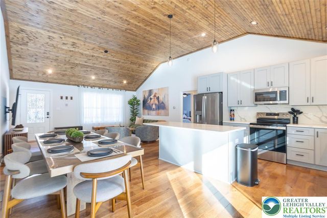 Sun Valley Drive, Tunkhannock Twp, PA 18610