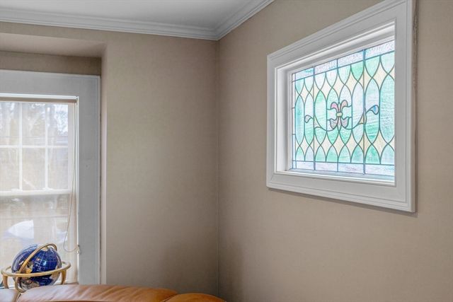 16.5 Holly St 2L, Salem, MA 01970