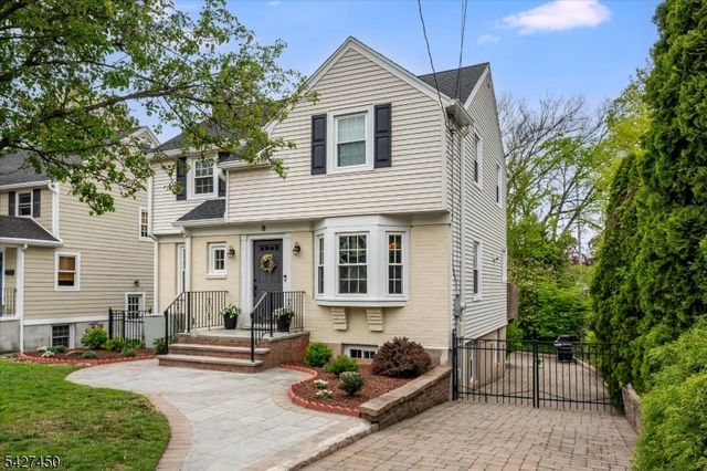 8 Abbington Ter, Glen Rock Boro, NJ 07452
