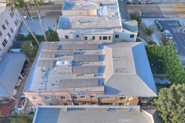 335 N Mariposa Avenue, Los Angeles, CA 90004