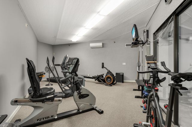 3030 Saint Albans Mill Road 211, Minnetonka, MN 55305