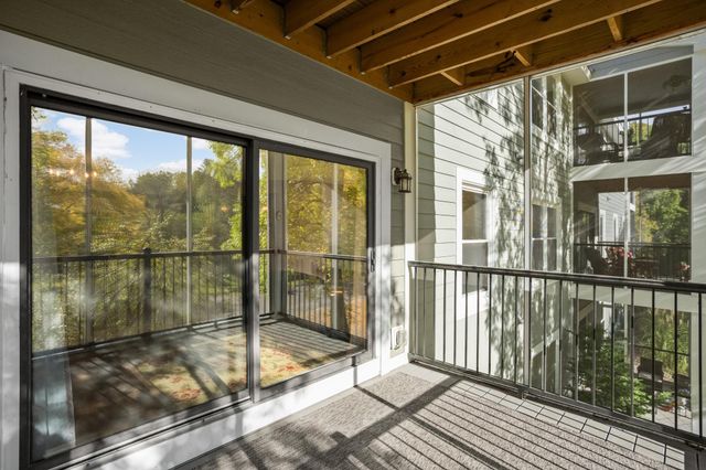 3030 Saint Albans Mill Road 211, Minnetonka, MN 55305