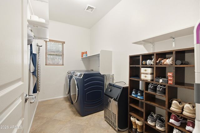 4562 S STAR CANYON Drive, Gilbert, AZ 85297