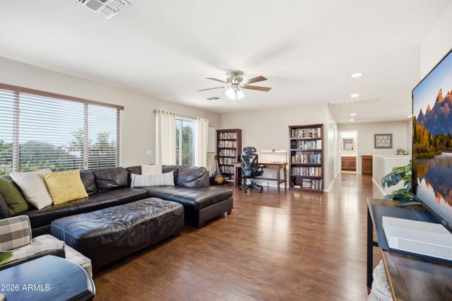 4562 S STAR CANYON Drive, Gilbert, AZ 85297