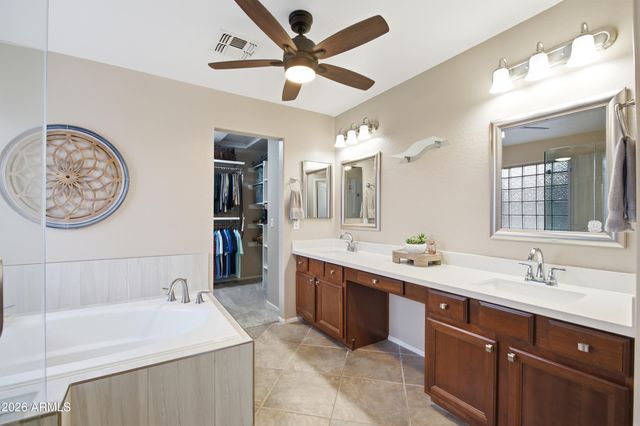 4562 S STAR CANYON Drive, Gilbert, AZ 85297