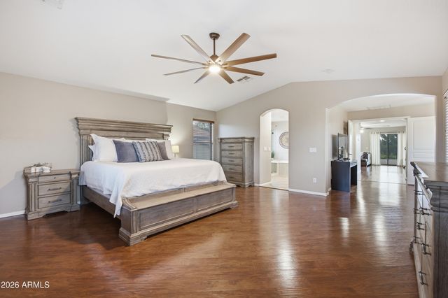 4562 S STAR CANYON Drive, Gilbert, AZ 85297