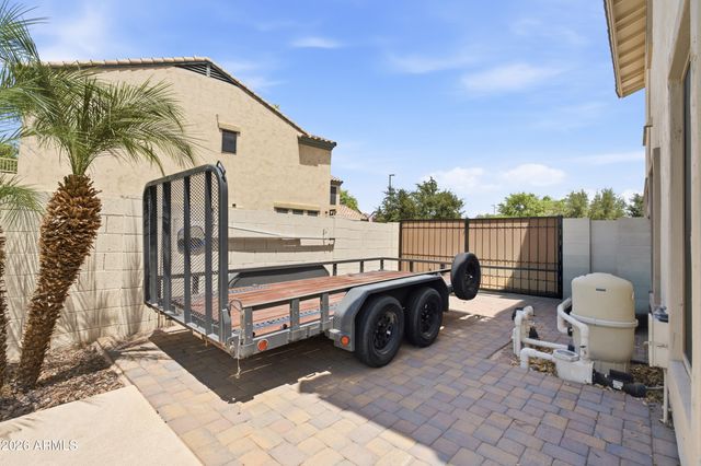 4562 S STAR CANYON Drive, Gilbert, AZ 85297