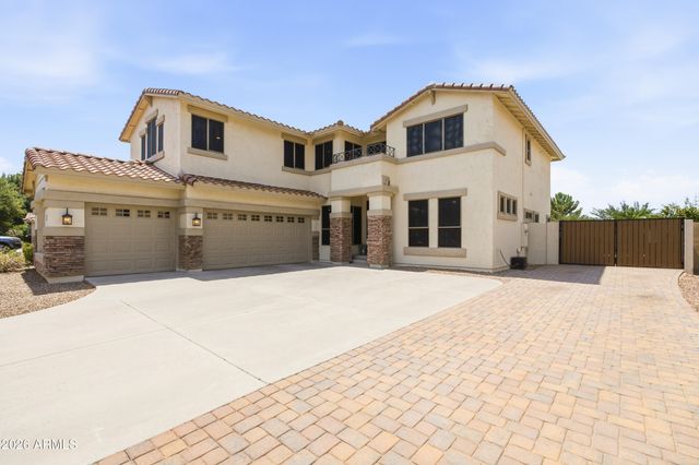 4562 S STAR CANYON Drive, Gilbert, AZ 85297