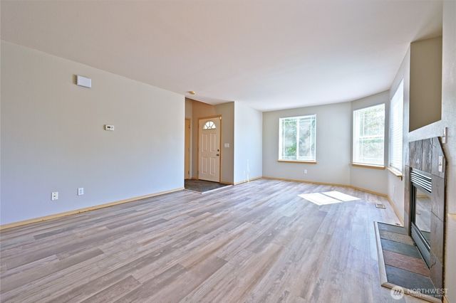 1687 Bayview Drive W, Bremerton, WA 98312