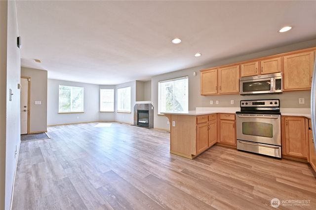 1687 Bayview Drive W, Bremerton, WA 98312