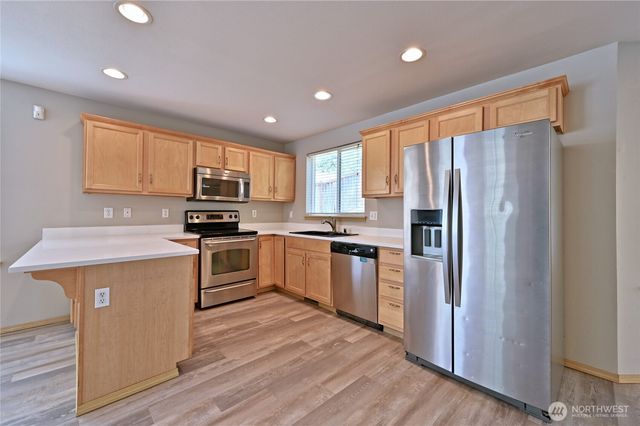 1687 Bayview Drive W, Bremerton, WA 98312