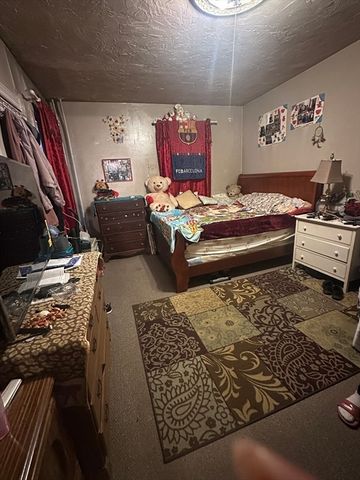 39 Woodland St, Worcester, MA 01610