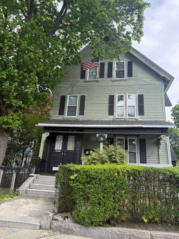 39 Woodland St, Worcester, MA 01610