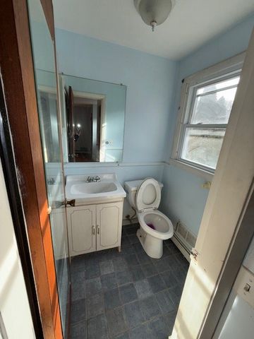 15 Plaza Drive, East Providence, RI 02915