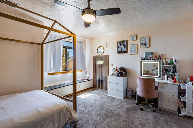 8920 Vallejo Place NE, Albuquerque, NM 87122