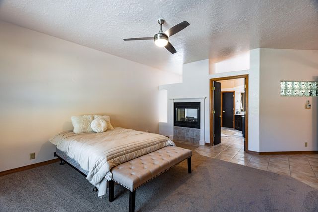 8920 Vallejo Place NE, Albuquerque, NM 87122