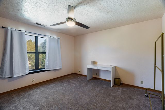 8920 Vallejo Place NE, Albuquerque, NM 87122