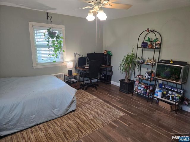 585 Monroe Place, Ridgefield, NJ 07657