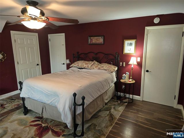 585 Monroe Place, Ridgefield, NJ 07657