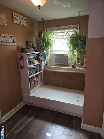 585 Monroe Place, Ridgefield, NJ 07657