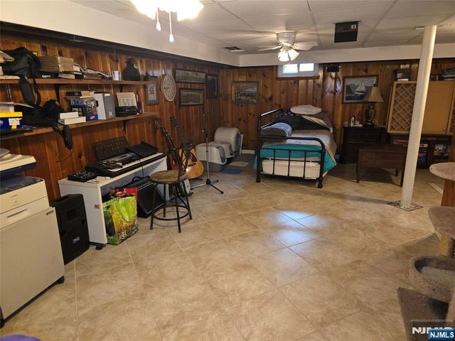 585 Monroe Place, Ridgefield, NJ 07657