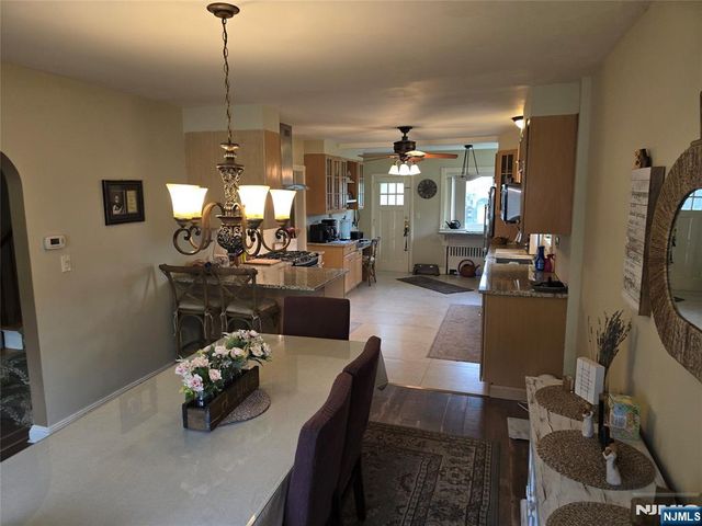 585 Monroe Place, Ridgefield, NJ 07657